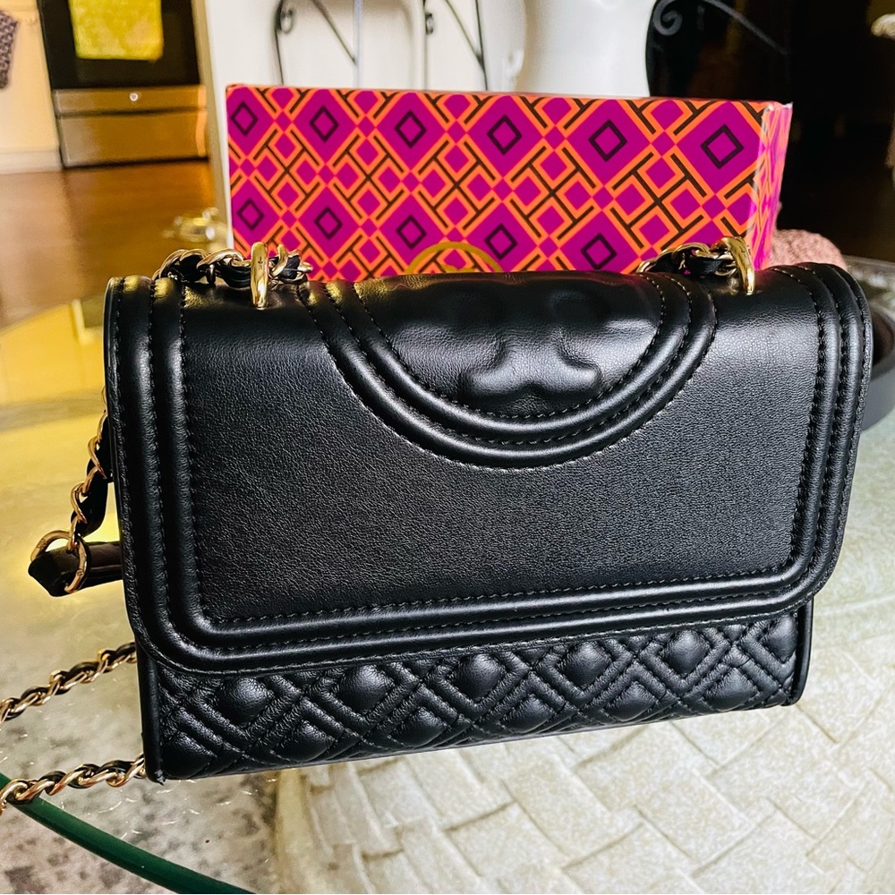 Tory Burch Fleming Black crossbody bag (used)